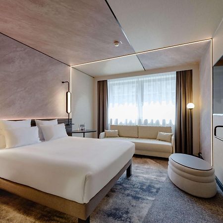 Novotel Muenchen Airport - Newly Renovated Freising Exterior foto A room at the hotel