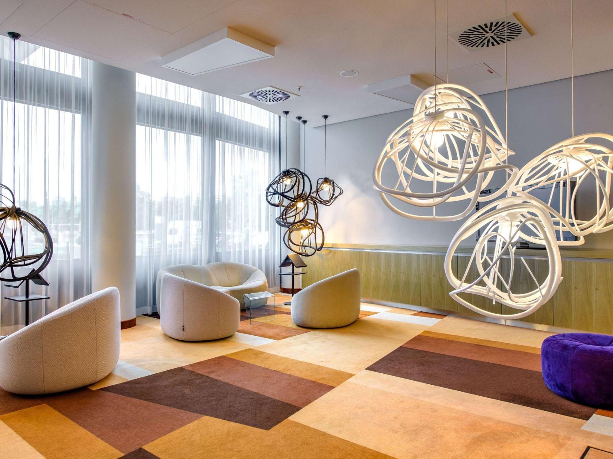 Novotel Muenchen Airport - Newly Renovated Freising Exterior foto Interior of the hotel