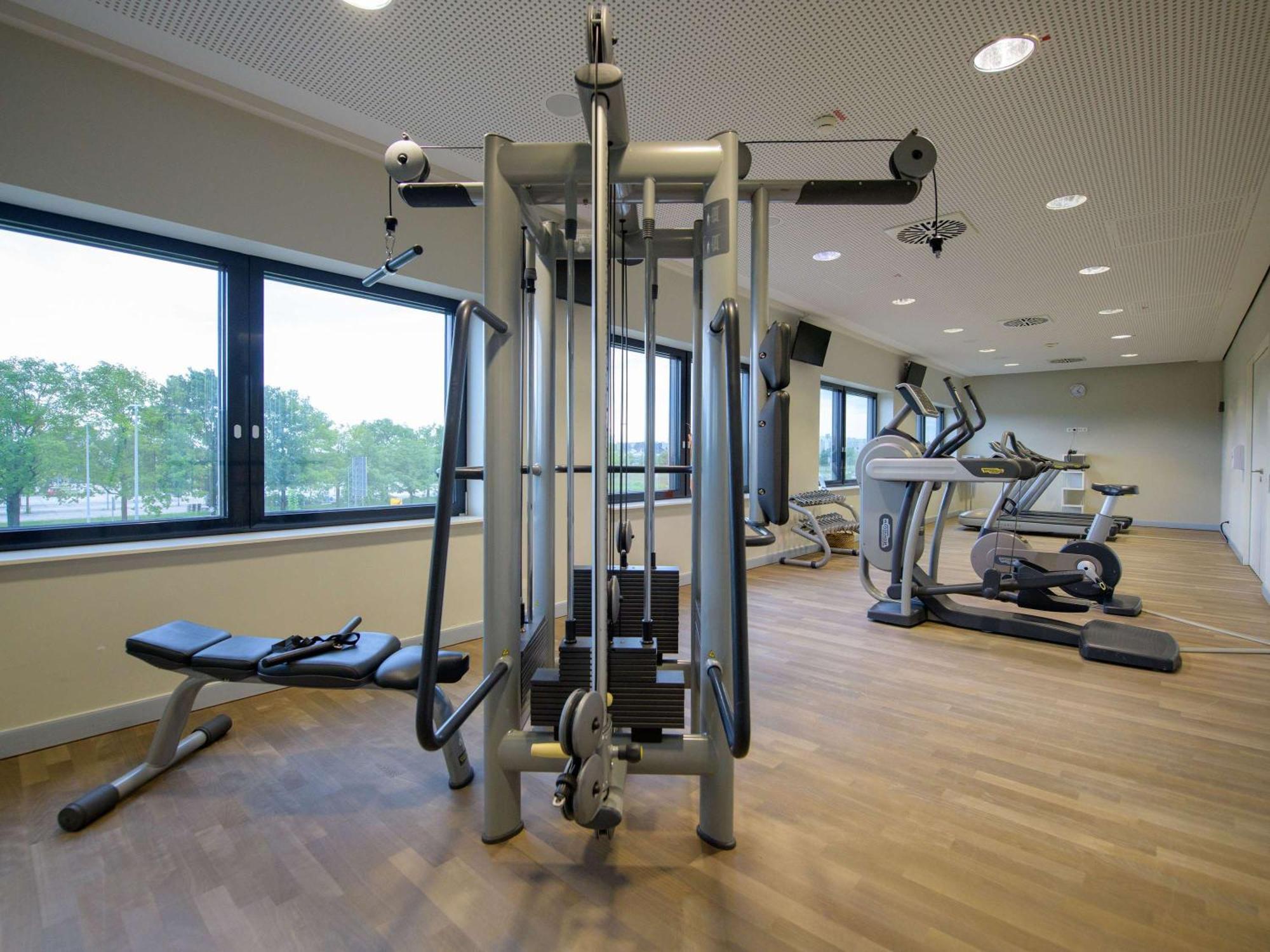 Novotel Muenchen Airport - Newly Renovated Freising Exterior foto Fitness room